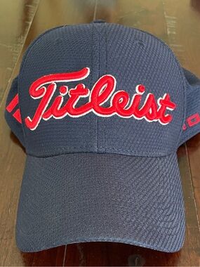 Titleist Navy Golf Cap with Red Script Logo S/M Flex Fit